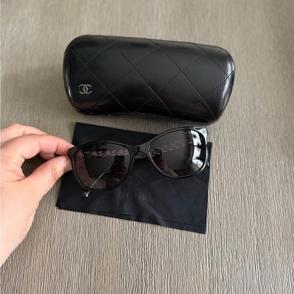 Chanel CC Chain Sunnies